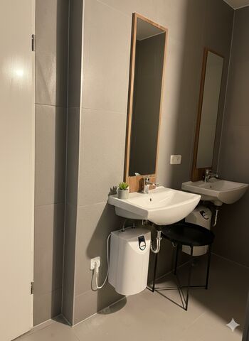 HEROROOMS – Hamburg Living: Große Auswahl, sofort bezugsbere Zdjęcie 4