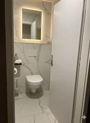 HEROROOMS – Hamburg Living: Große Auswahl, sofort bezugsbere Zdjęcie 1