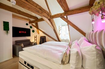 8 Betten - Küche - Bad - WC - Waschmaschine - 4 ROOMS