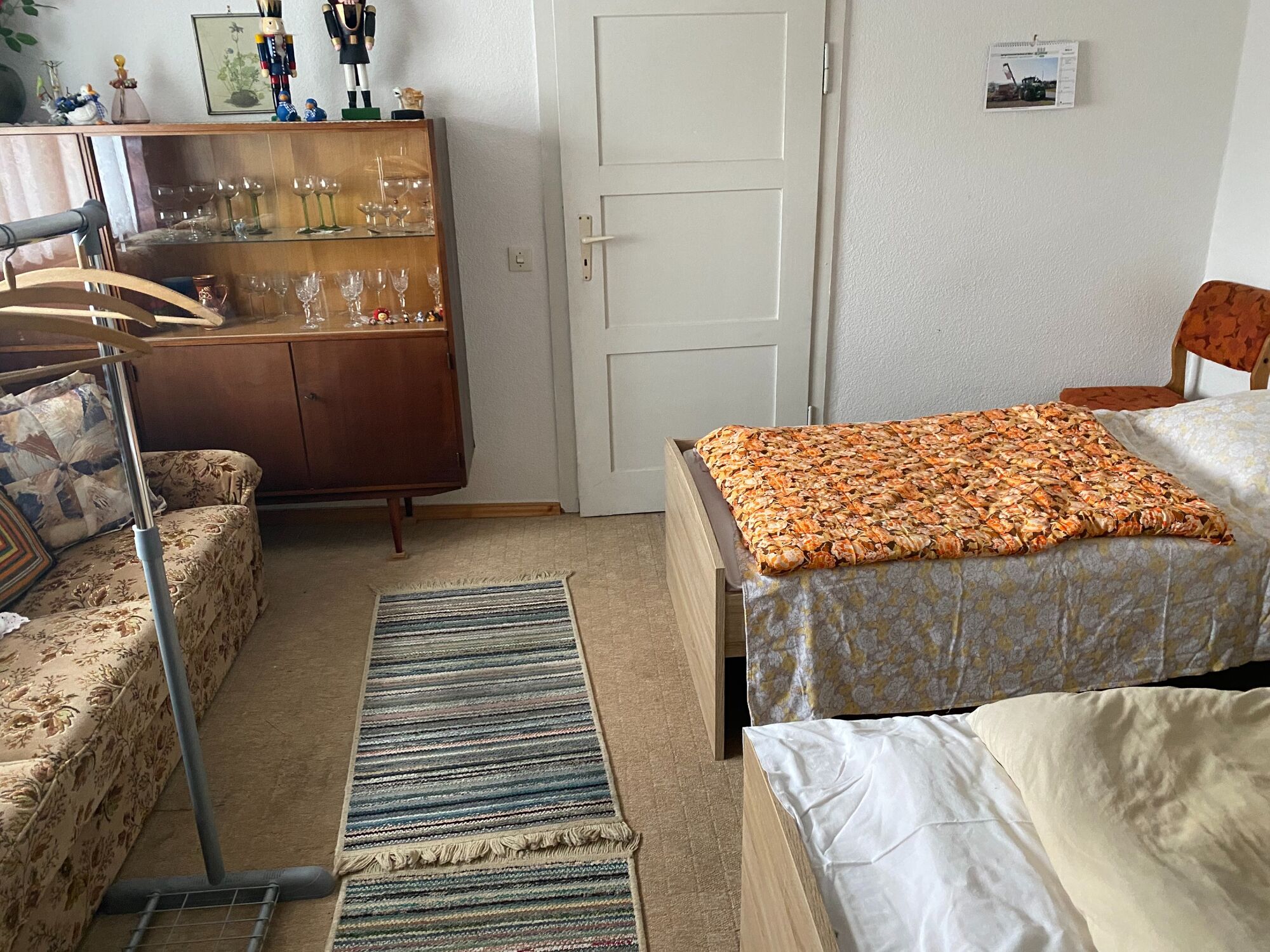 Zwei Bett Zimmer