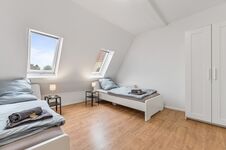 home2stay Apartmenthaus in Reutlingen NEU Wifi, Parkplatz Bild 13