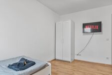 home2stay Apartmenthaus in Reutlingen NEU Wifi, Parkplatz Bild 5