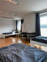 AHOI HOMES | Unterkunft in Henstedt-Ulzburg nahe Autobahn A7 Bild 1