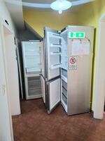 2 XL Gefrierkombinationen 