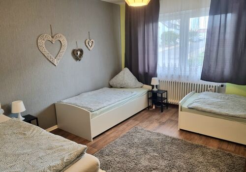 Ferien- Monteurwohnung TOGE (bis 7 Pers.) 95 qm Zdjęcie 5