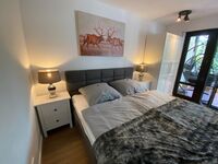 luxuriöses Ferienapartment Waldfrieden in ruhiger Lage + TG Bild 8