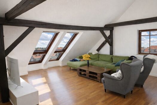 Großzügige Wohnung mit Blick im Freien Picture 2