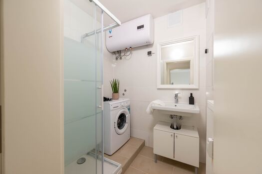 BackHome - BUSINESS APARTMENT - Parken, 3-Zimmer, SmartTV Bild 5