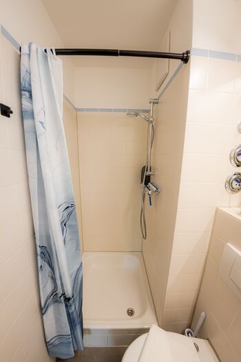 Come4Stay-Passau Monteure 4 Pers-2 Balkone TOP Betten ! Bild 3