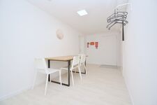 KU04-RI Flur, Esszimmer