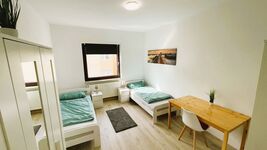 Vollmöblierte Wohnung bis zu 6 Personen mit Parkplatz Picture 2