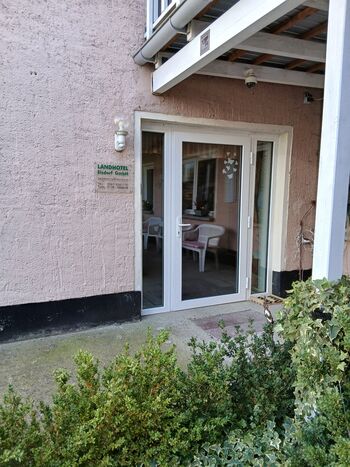 Monteur u.Ferienunterkünfte in ruhiger Lage