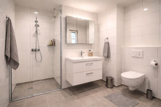 Top Lage, Top Preis: Mitarbeiterzimmer ab 16 Euro! Bild 2