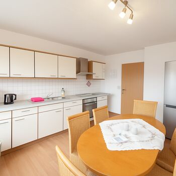 Monteurhaus mit 6 Zimmern, Internet, Waschmaschine Bild 1