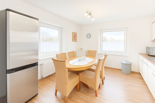 Haus mit 6 Zimmern, Internet, Waschmaschine, EMDEN / AURICH