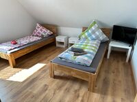 Haus mit 7 Zimmern, Internet, Waschmaschine, EMDEN / AURICH Bild 1