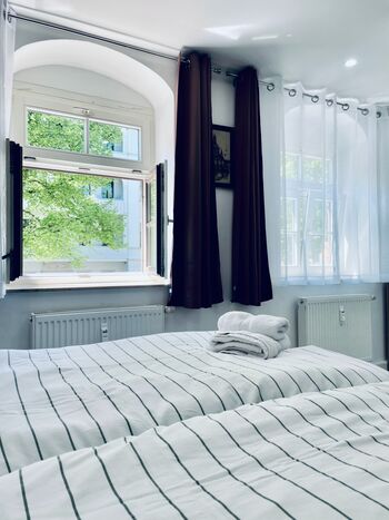 Korfu Apartment – Übernachtung mit Parkplatz + Restaurant