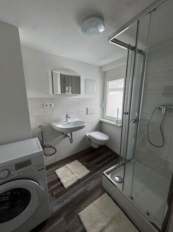 Neu renovierte Monteurwohnungen (3 Wohnungen - 10Pers.) Bild 2