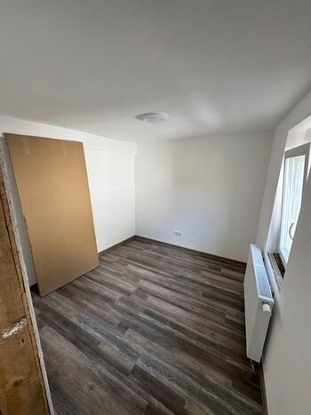 Neu renovierte Monteurwohnungen (3 Wohnungen - 10Pers.)