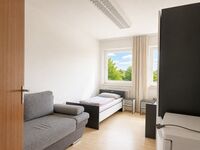 Parking + WiFi + TV + Kitchen • Monteurwohnung Emmendingen Bild 4