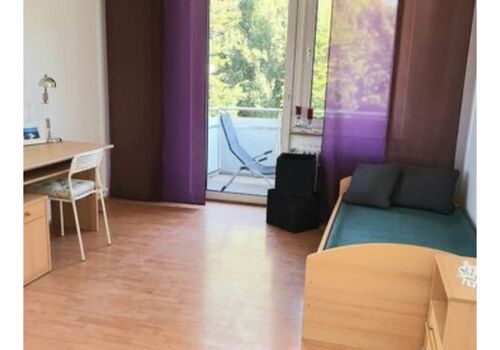 Haus mit 7 Zimmer und 2 Wohnungen Picture 2