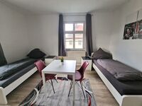 SAZ Verwaltung - Gehobene Monteuerzimmer 1 OG Bild 2