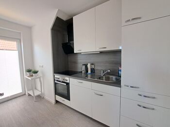 Neubau-Wohnung Nähe VW, Hochschule, Hafen u. Einkaufszentrum