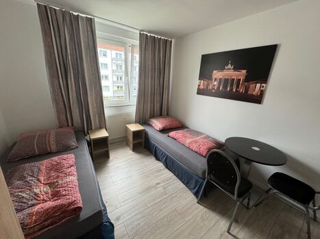Monteur -und Businessimmobilien Bild 1