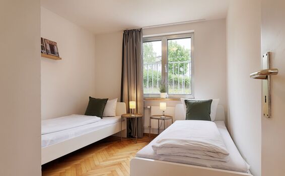 MOWO Monteurzimmer Kitzingen - modern und voll ausgestattet Picture 2