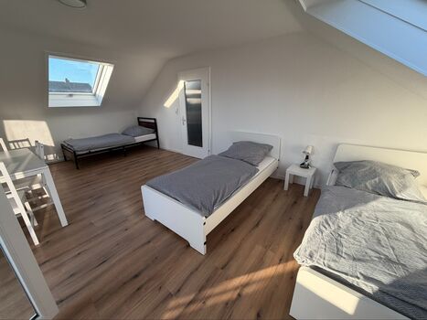Zimmer 1 / Wohnzimmer mit terasse