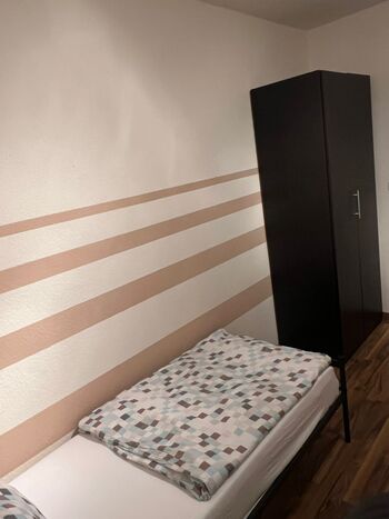 Schlafzimmer Schrank