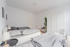 ✯ Solar Team-Unterkunft | Monteurwohnung in Roggentin | by APARTS Picture 2