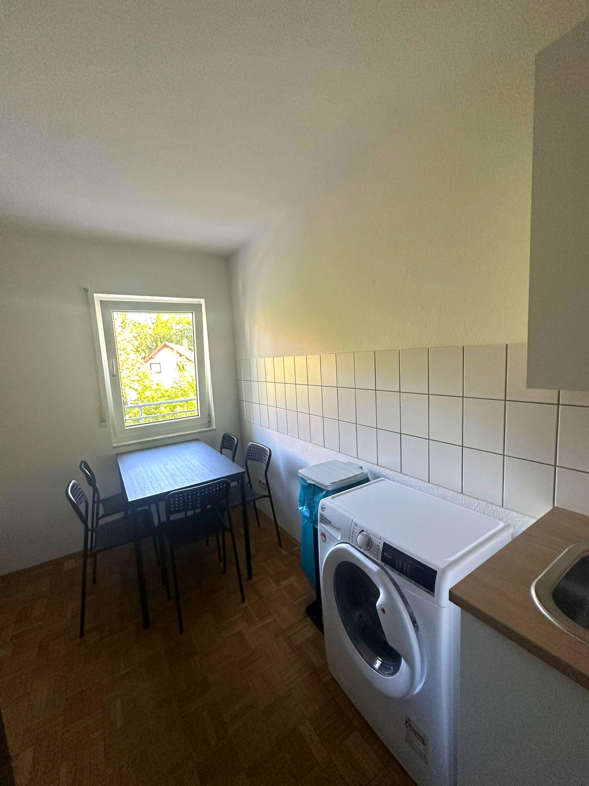 Küche mit Essecke