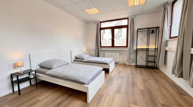 Moderne Monteurwohnung | WLAN | Küche | 6 Einzelbetten | Parkplatz |