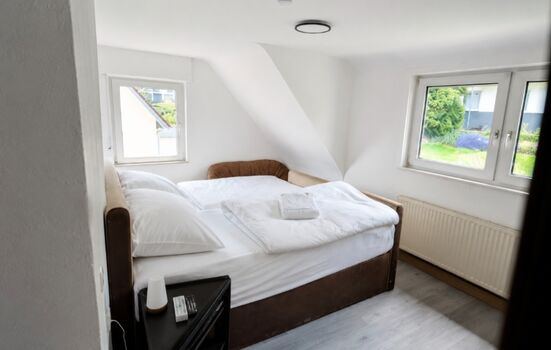 Großes Schlafzimmer