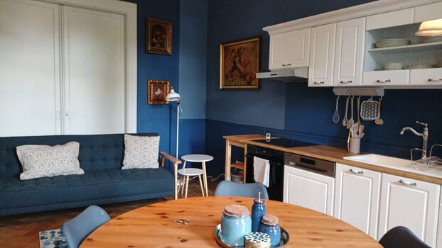 Charmante Wohnung in historischer Villa+Parkplatz Zdjęcie 2