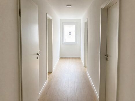 MH60 / TOMASZ-LIVING in ERKRATH - Nahe Düsseldorf Picture 5