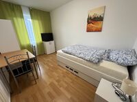 1 Bett Schlafzimmer
