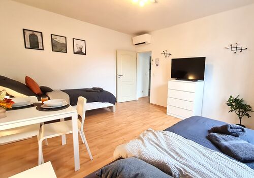 Moderne Wohnung, perfekt für 5 Fachkräfte Picture 2