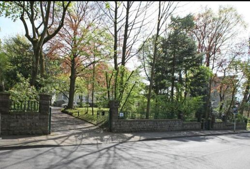 Monteur Villa Solingen Bild 3