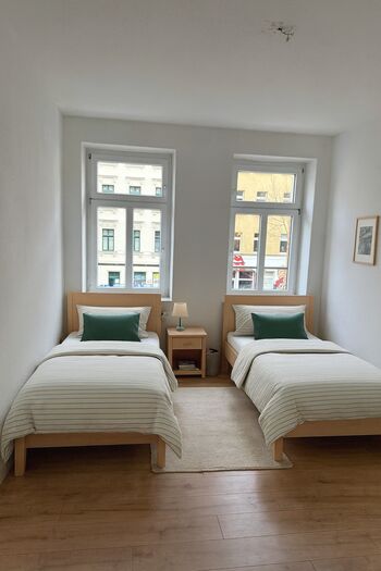 Sanierte 4-Zimmer-Monteursunterkunft - Platz für 8 Personen Bild 1