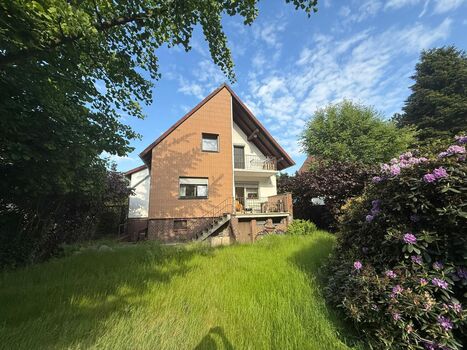 12 Bett-/ 6 Zimmer Haus in Langenhagen Bild 2