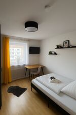 Work and Stay Eching Picture 3