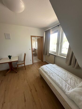 SteinHuus – Monteurzimmer Otter (Nordheide) Bild 2