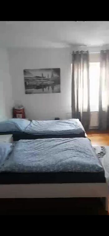 Zentrale Wohnung für Arbeiter – 2 Zimmer + Wohnzimmer, Küche