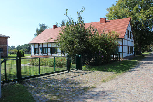 Ganzes Gästehaus - 4 Schlafzimmer/8 Personen Bild 2