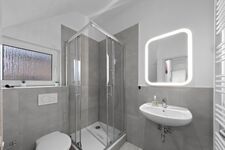 Worker Place Hafentor Hamburg Picture 7