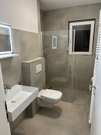 GÜTERSLOH !!! Tolle Wohnung für Monteure in bester Lage Zdjęcie 1