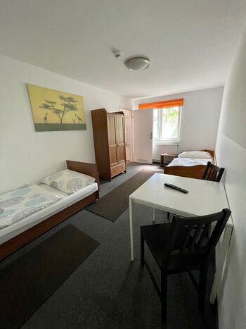 Zimmer-Leopoldsdorf Picture 5