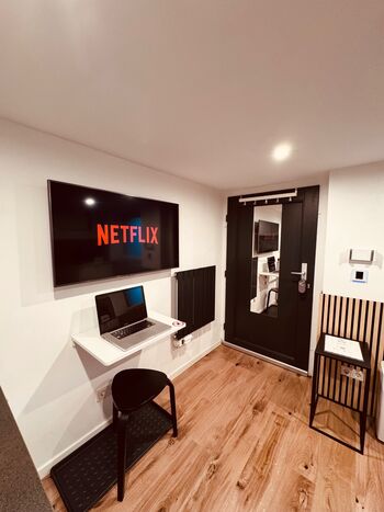 MINI APPARTEMENT NETFLIX PARKPLATZ, INTERNATIONAL TV Zdjęcie 3